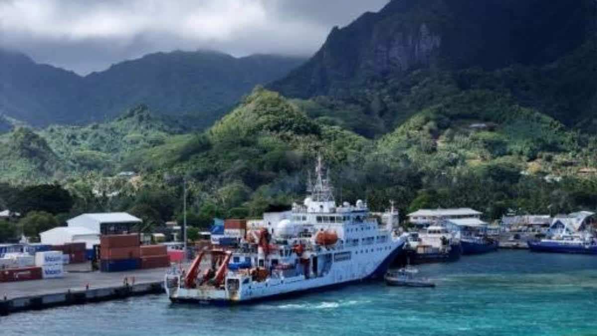 Chinese Ship Scouts Deep-Ocean Floor In South Pacific
