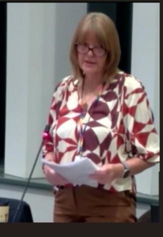 Council to consider 20mph zone near south Essex primary school after petition