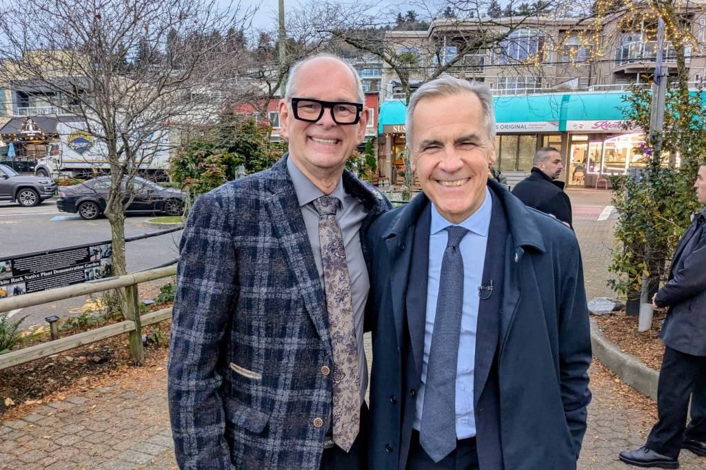 PHOTOS: PM Carney visits White Rock waterfront